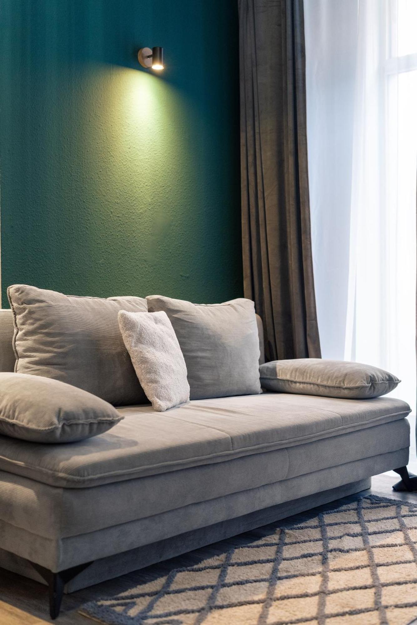 Modern Living Apartment - 3-Zimmer - Nuernberg Nord, Ruhige Seitenstrasse, Fusslaeufig Strassenbahn Экстерьер фото